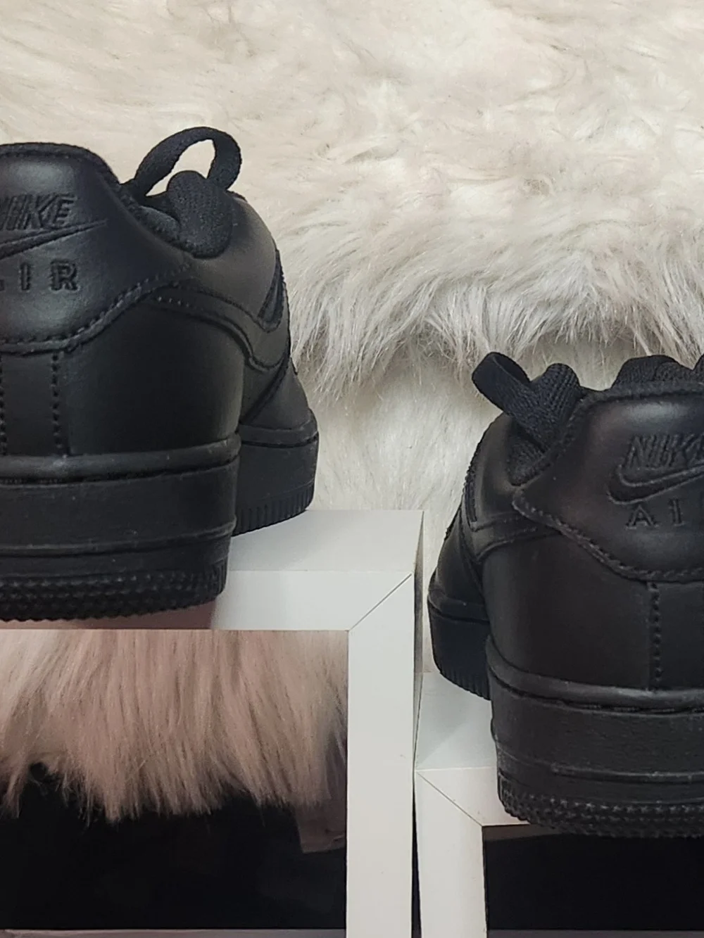 Nike Air Force 1 LE (GS) Low Sneakers -Triple Black NIB 4.5Y (GS) WOMENS SIZE 6